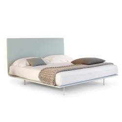 Тапицирано легло Thin от Bonaldo,  Италия