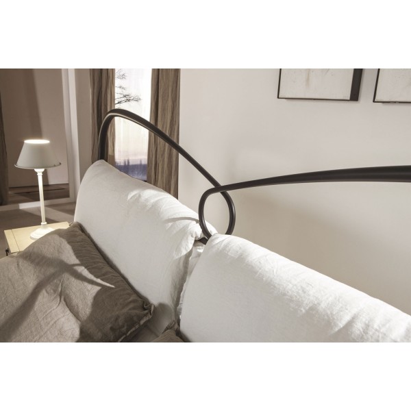 Тапицирано легло St. Tropez Padded Frame от Cantori,  Италия