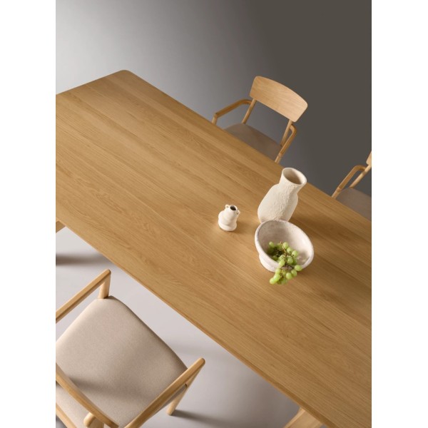 Tрапезна маса Madera, колекция Plana